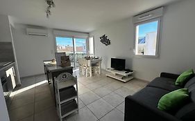La Roselière T3 avec terrasse et garage à 400 m de la plage au Grau-du-Roi
